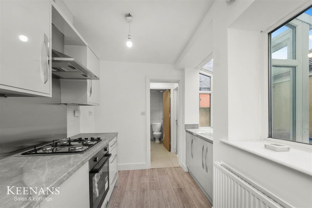 Property photo 3 of 18 3.Jpg