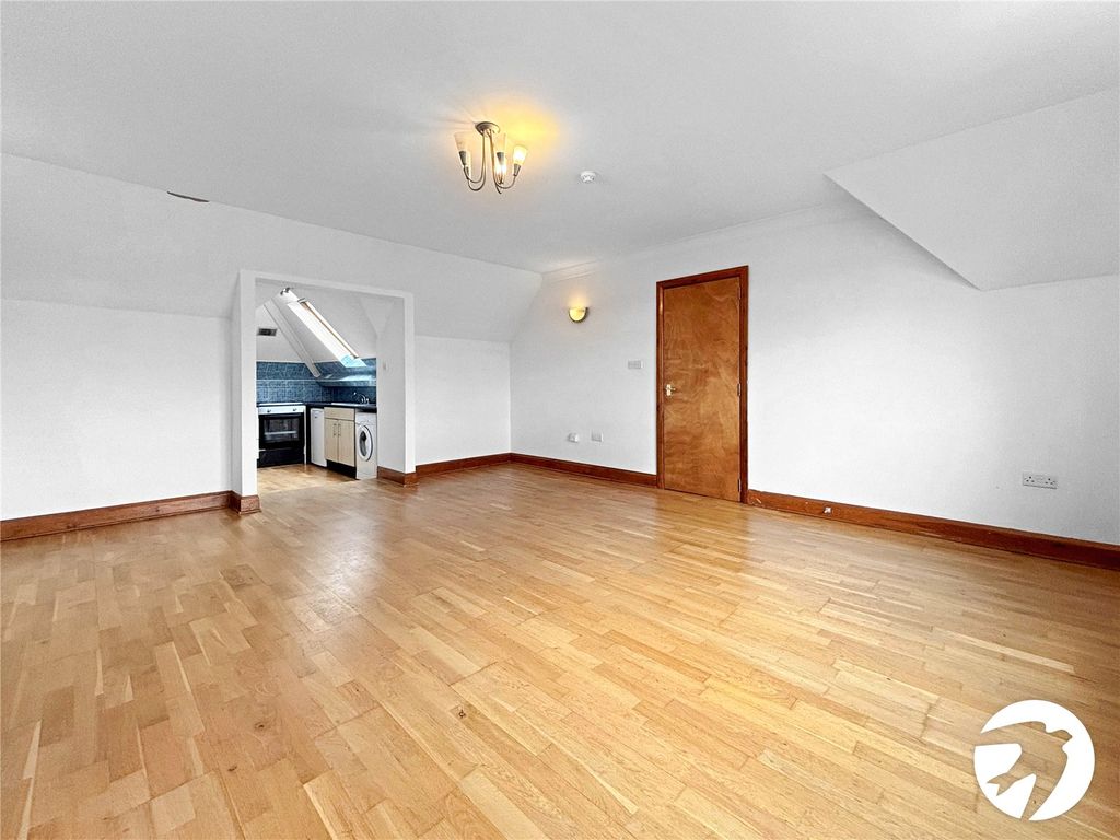 Property photo 3 of 11 Picture No. 05