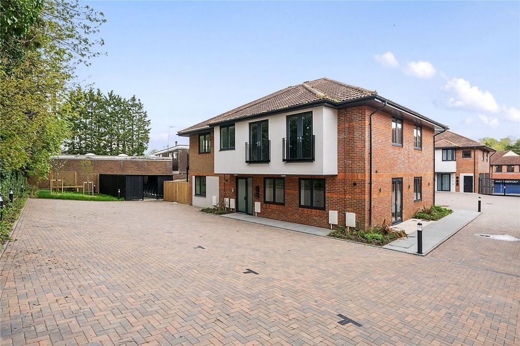 Property photo 1 of 10 Picture No. 24