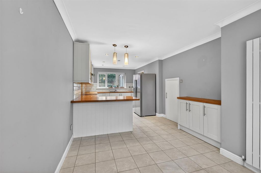 Property photo 2 of 14 Dsc_1461.Jpg