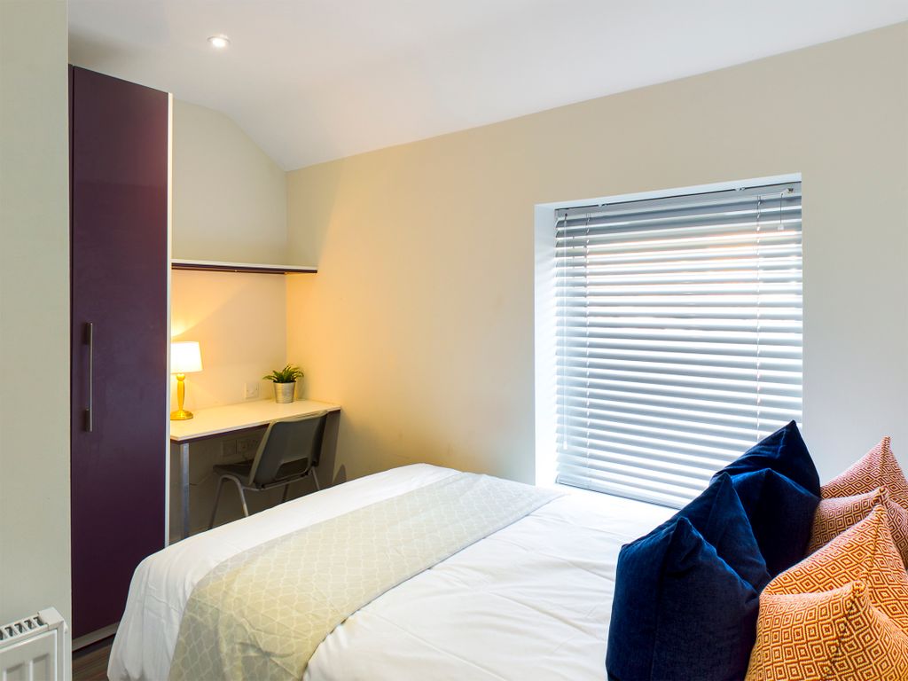 Property photo 2 of 7 Photo 1