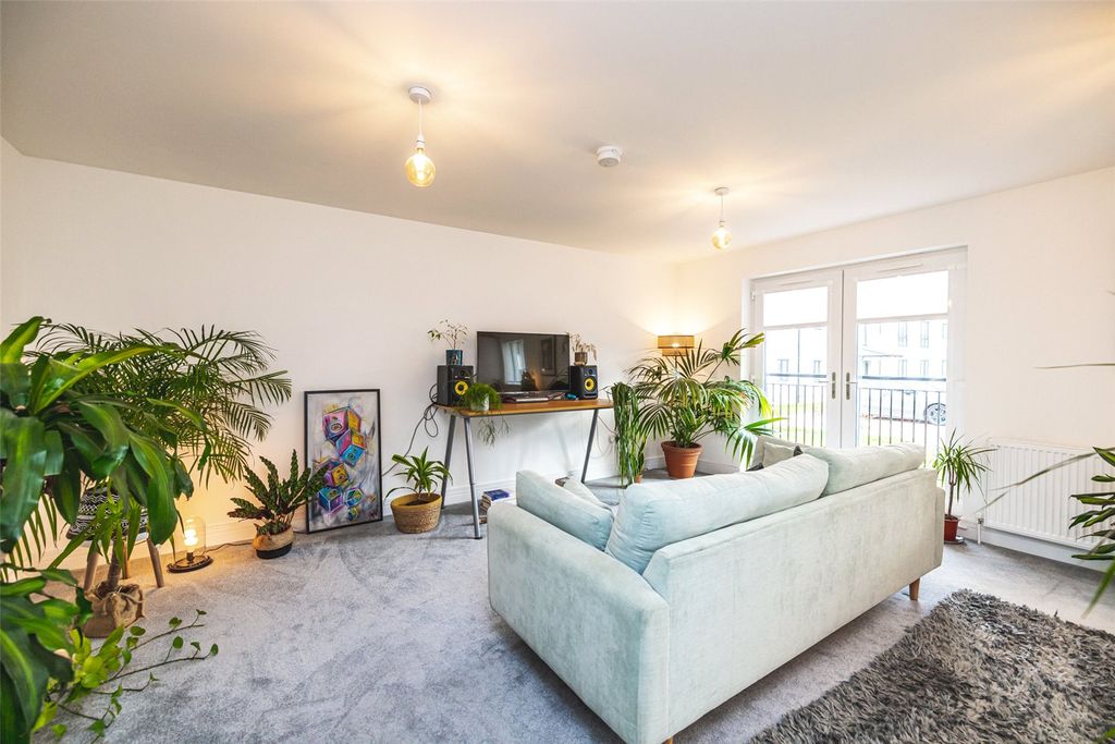 Property photo 3 of 16 Photo 3