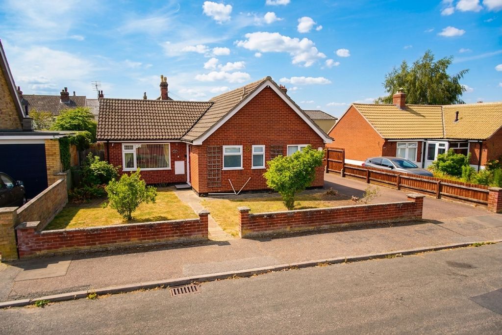 Property photo 1 of 18