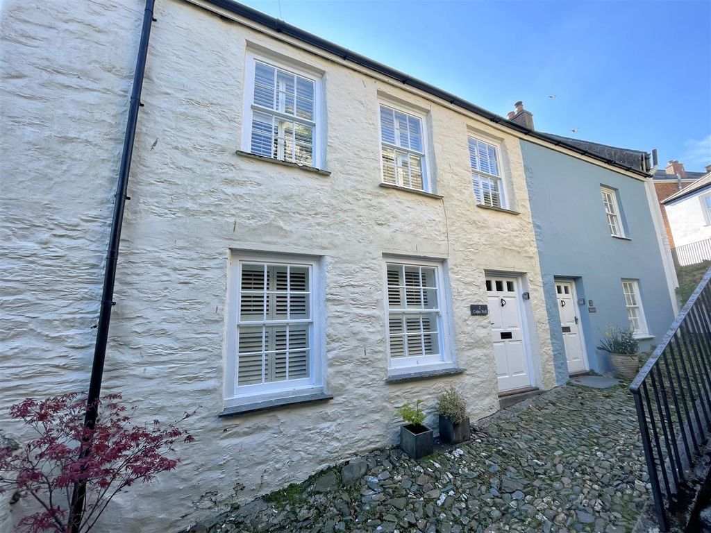 Property photo 1 of 18 Front.Jpg