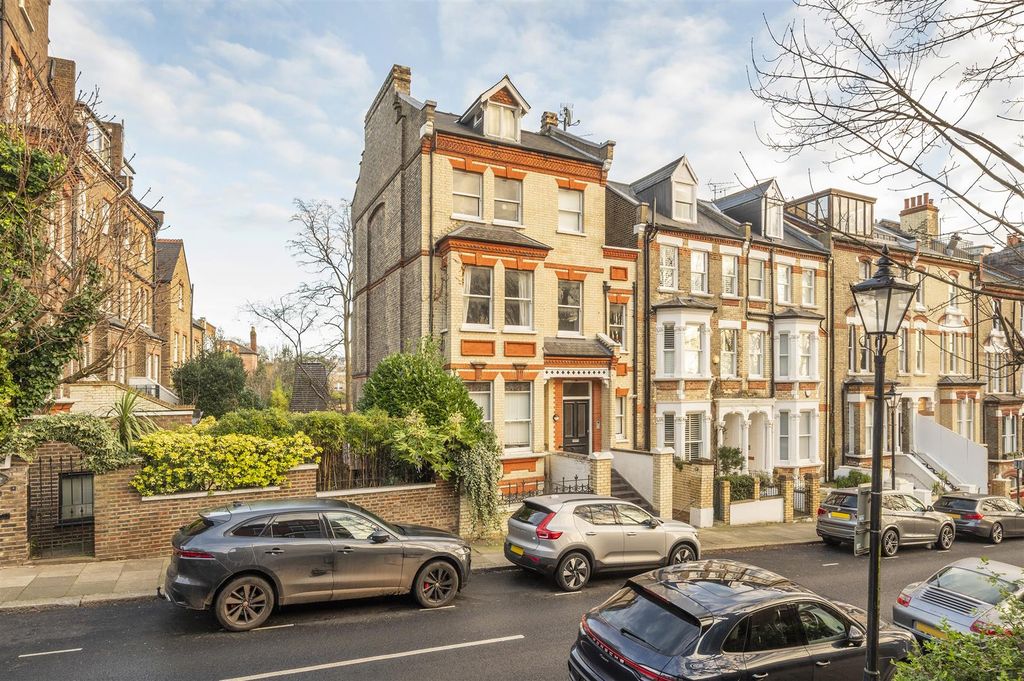 Property photo 1 of 8 Exterior(1) (4).Jpg