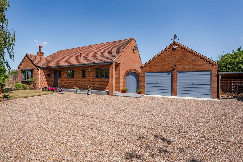 Property photo 1 of 34 Whispers-05.Jpg