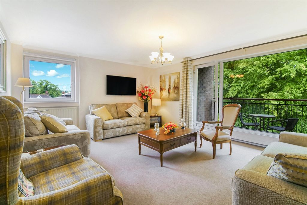 Property photo 2 of 23 Picture No. 05
