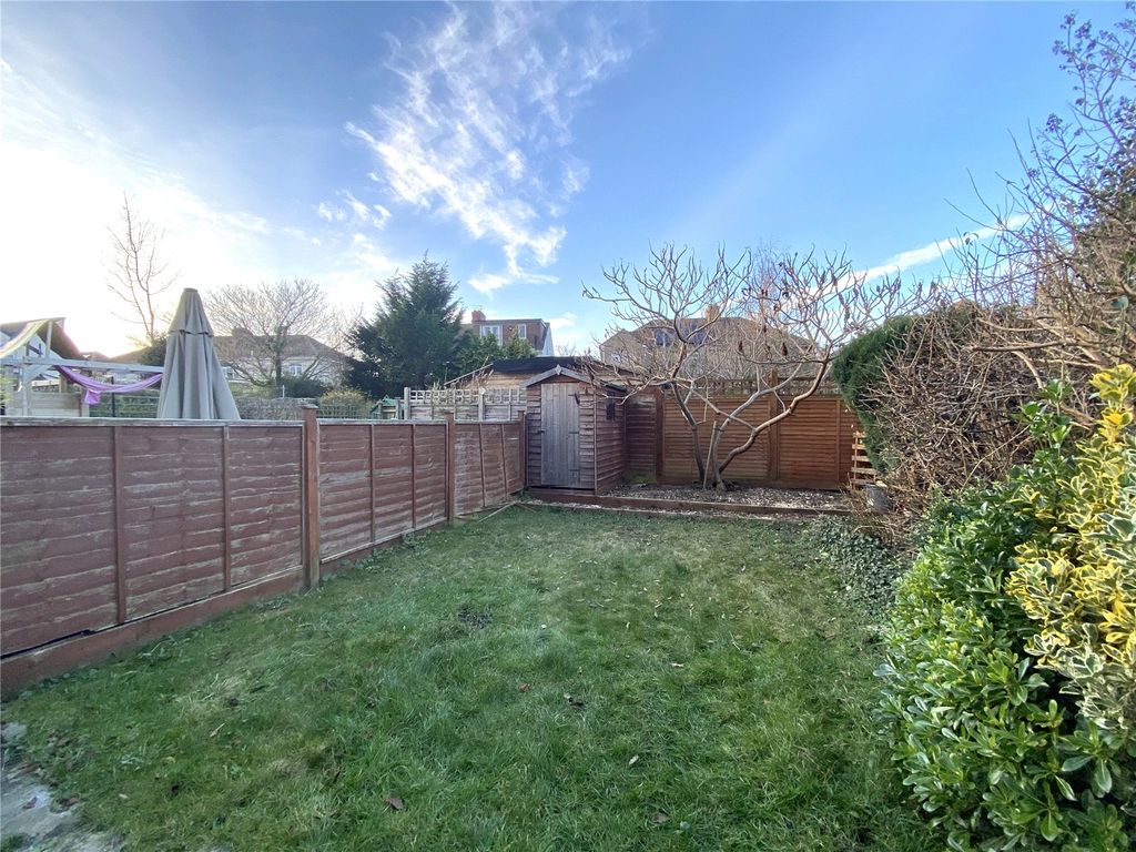 Property photo 1 of 17 Picture No. 18
