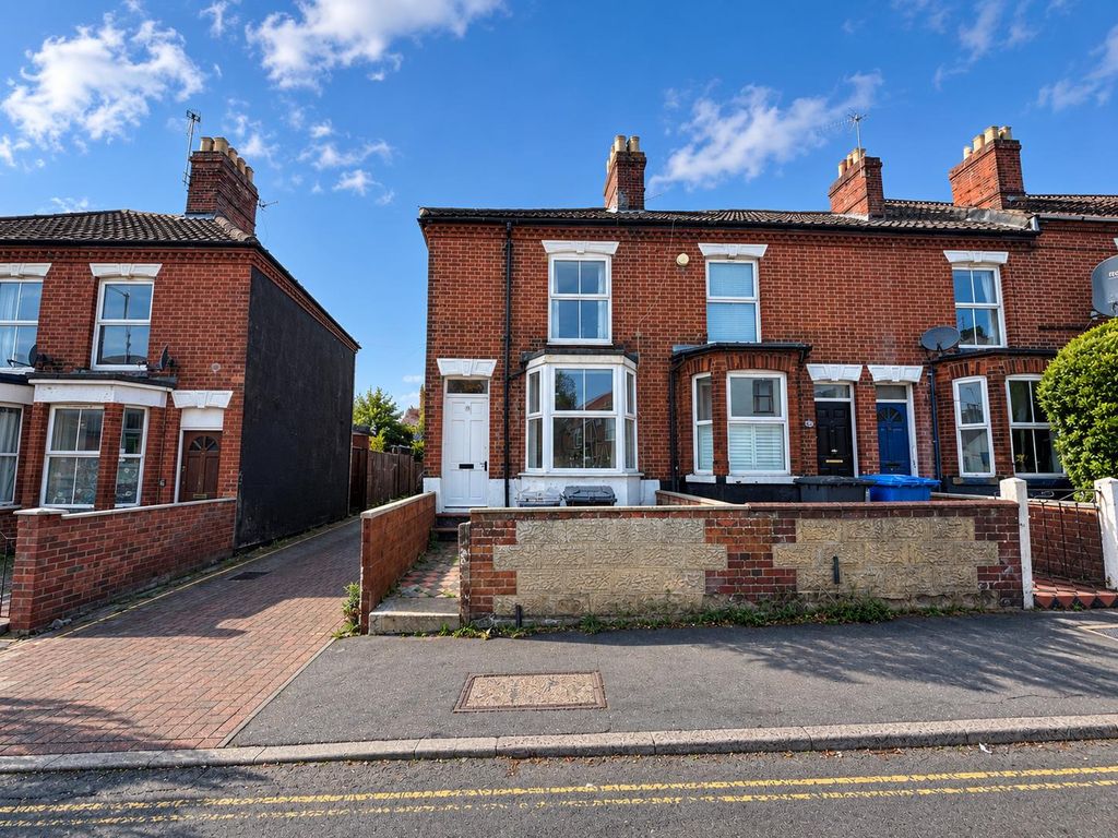 Property photo 1 of 11 Image