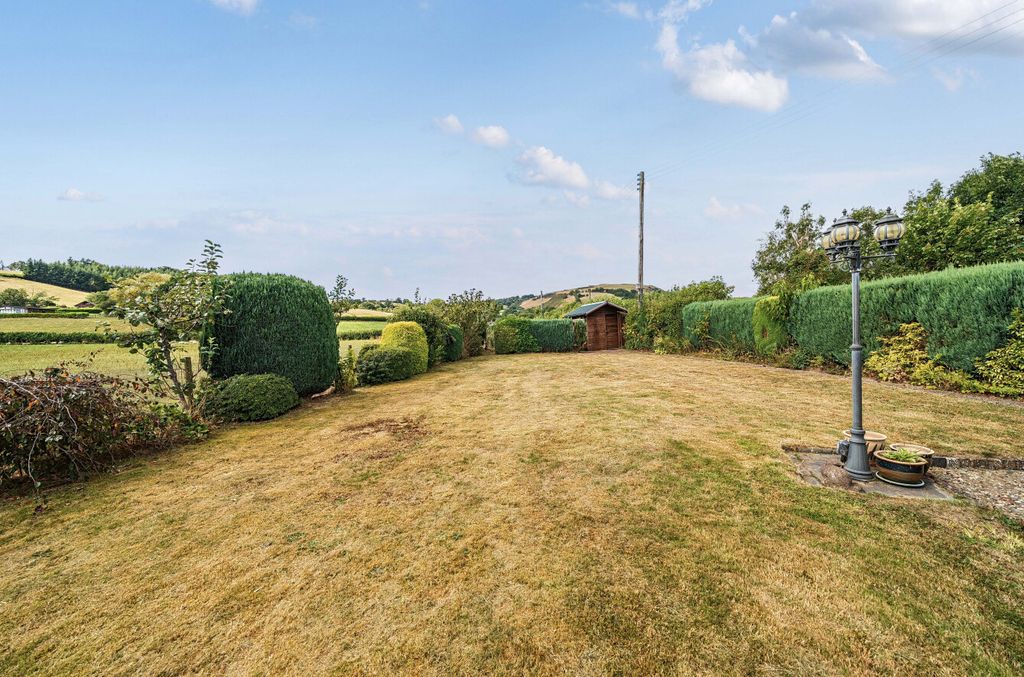 Property photo 2 of 21 1340286-1-68A7157...