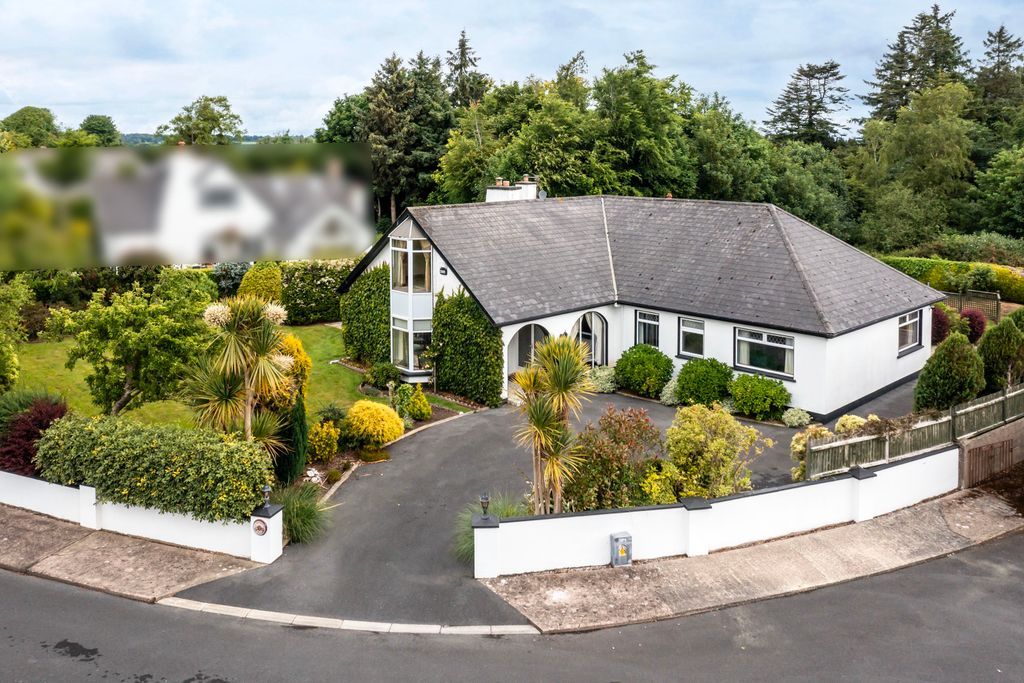 Property photo 1 of 55