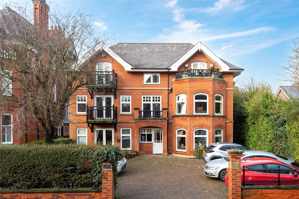 Property photo 1 of 11 External