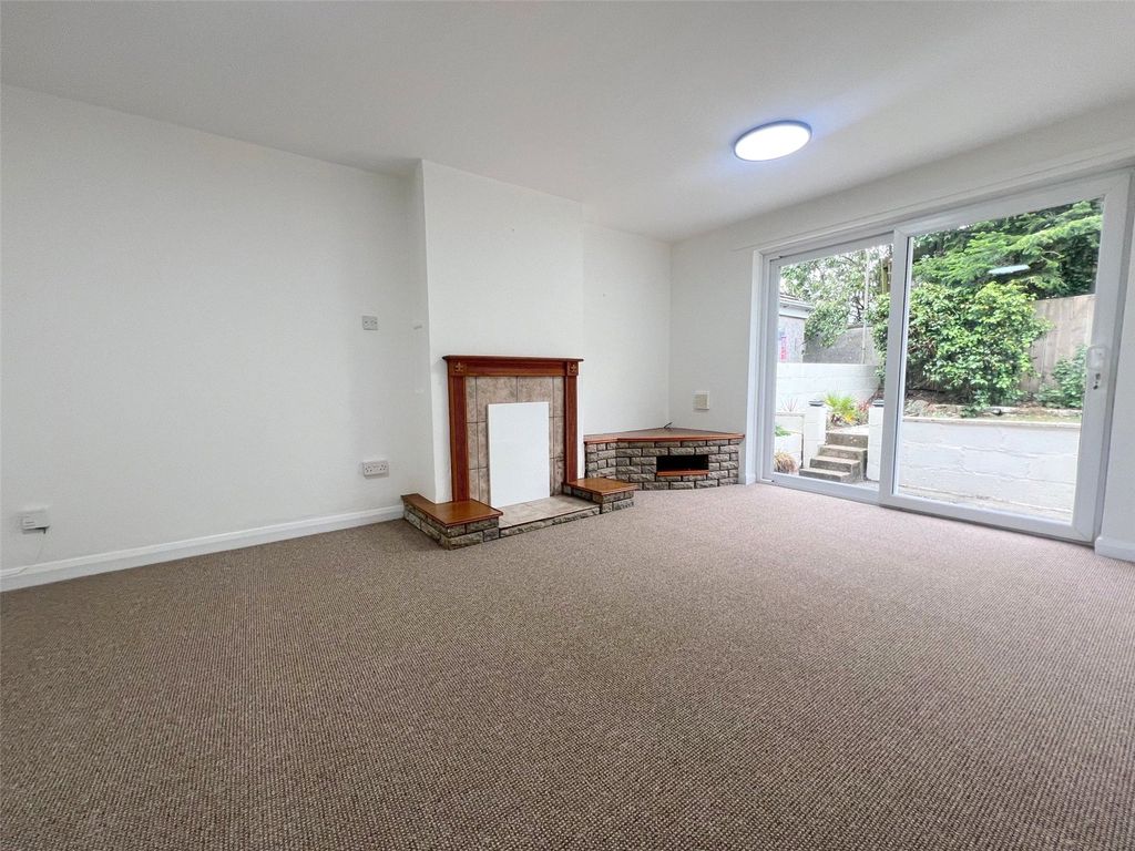 Property photo 3 of 22 Picture No. 36