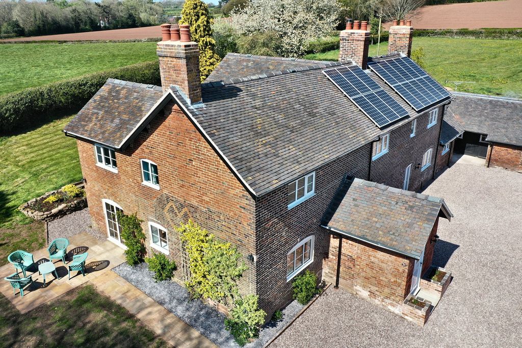 Property photo 1 of 34