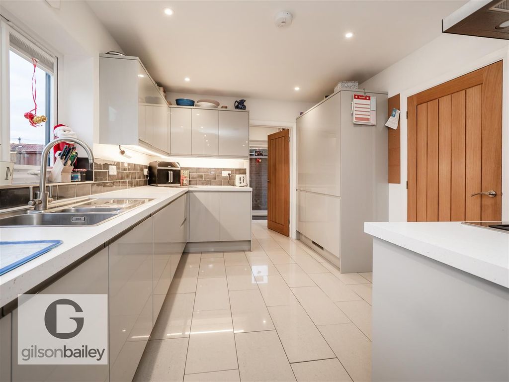 Property photo 2 of 42 1Aringroad-42.Jpg