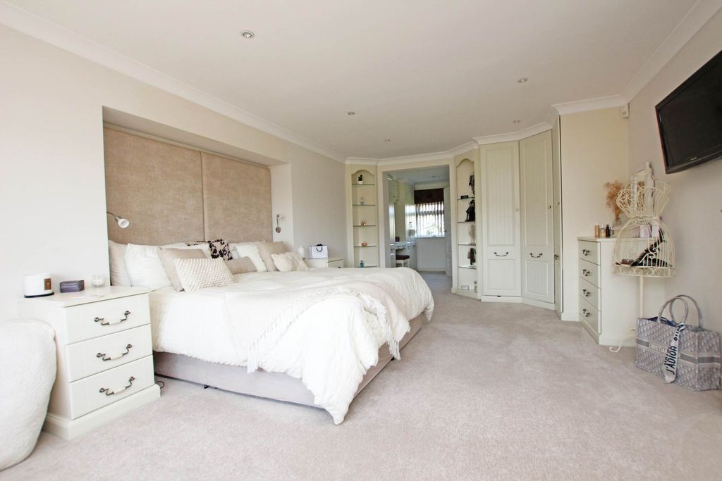 Additional image 7 of 5 bed detached house for saleCompton Drive, Eastbourne BN20