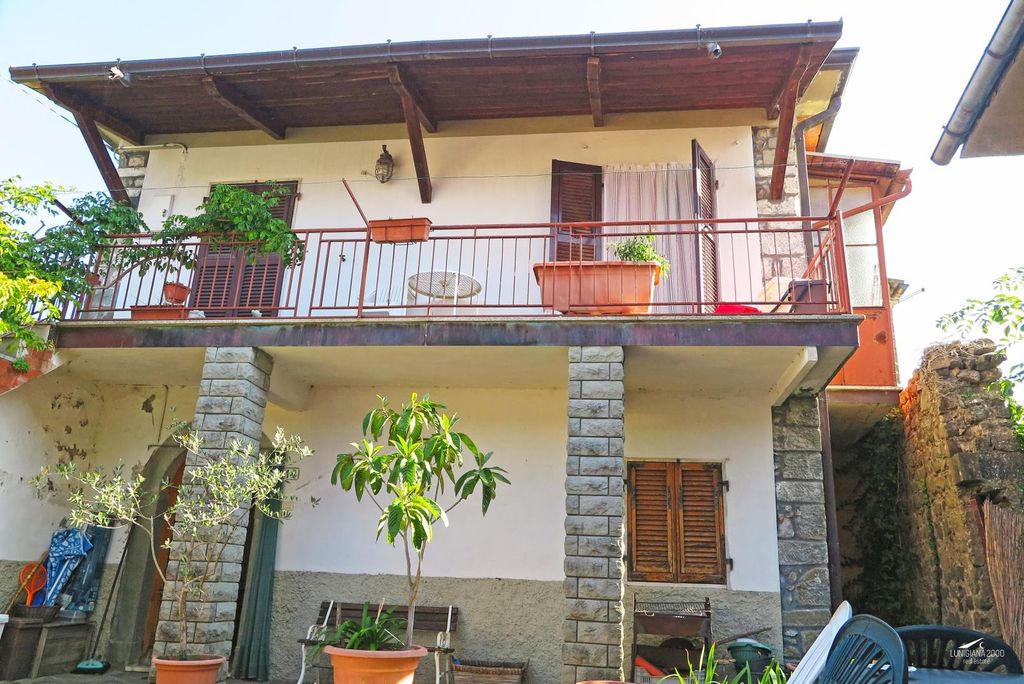Property photo 1 of 63