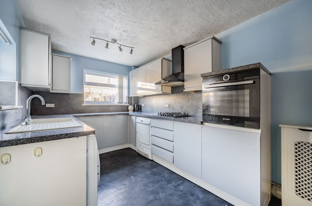 Property photo 3 of 20 1434825-22-69ce23...