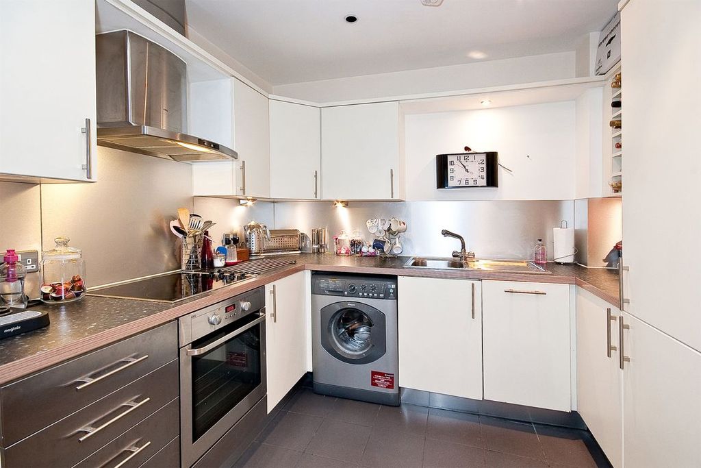 Property photo 3 of 7