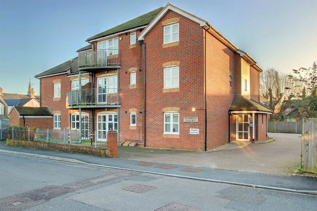 Property photo 1 of 9 Picture No. 10