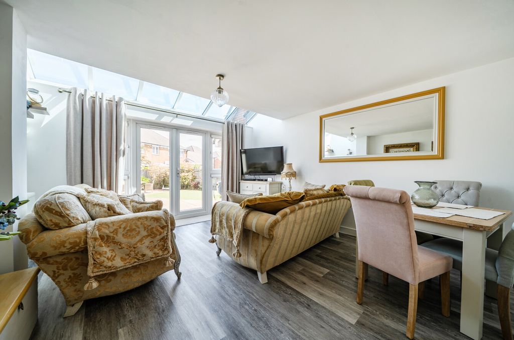 Property photo 2 of 12 1458380-12-6A047F...