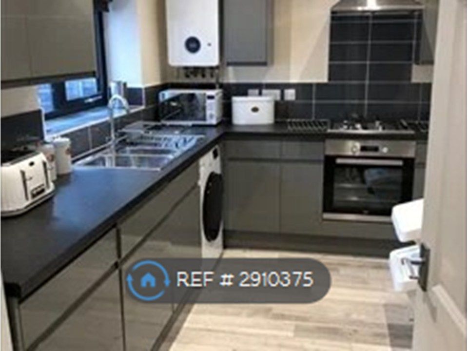 Property photo 1 of 35
