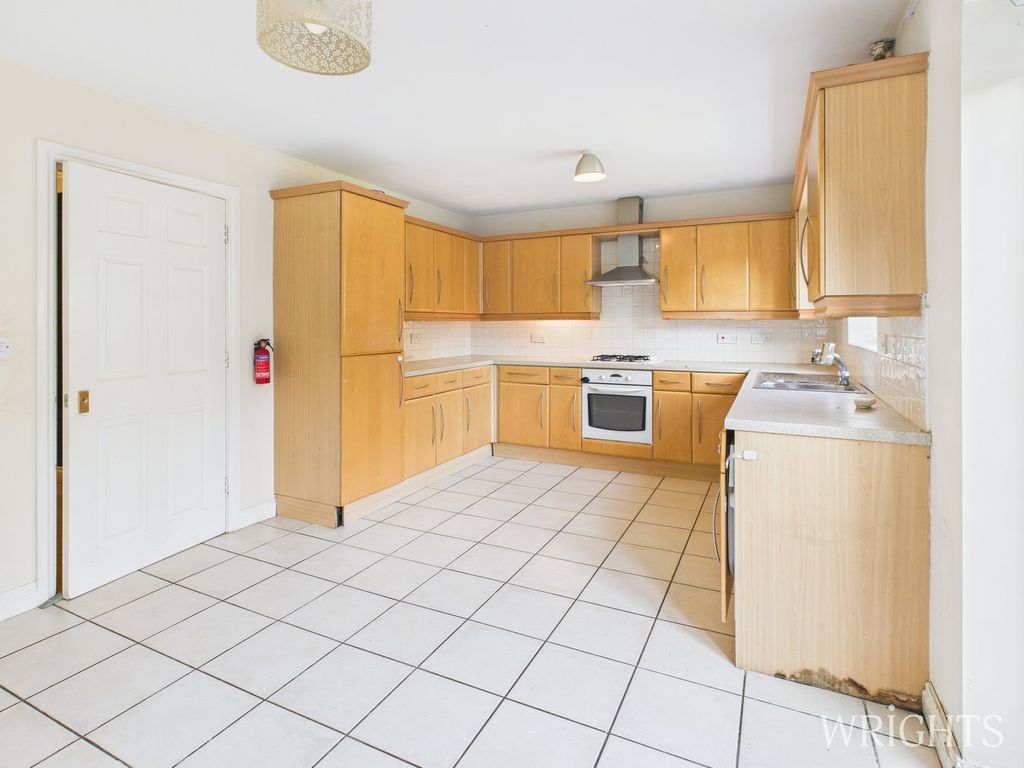 Property photo 2 of 21 Kitchen/Diner