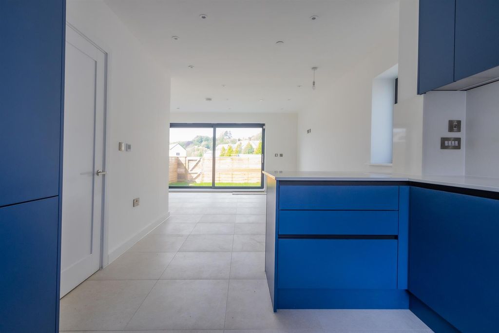 Additional image 5 of 4 bed town house for saleSevern Gardens, Chepstow, Chepstow NP16