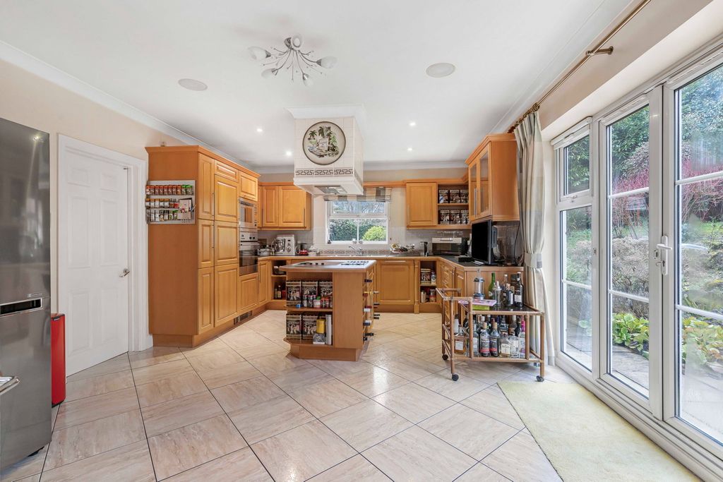 Additional image 16 of 4 bed detached house for saleBrassey Hill, Oxted RH8