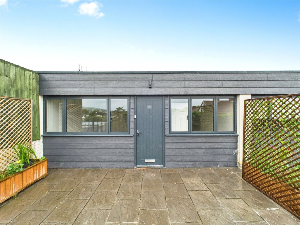 Property photo 2 of 10 Picture No. 13