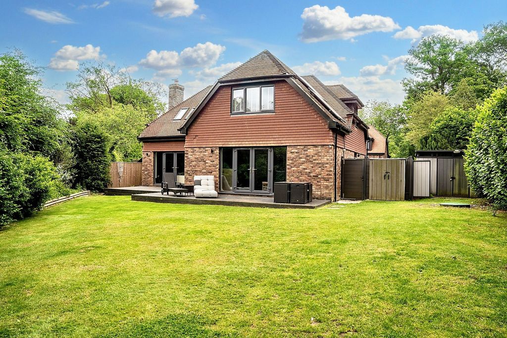 Property photo 1 of 23