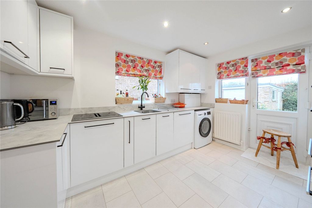 Property photo 3 of 12 Picture No. 05