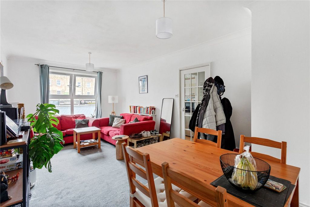 Property photo 1 of 10 Picture No. 05