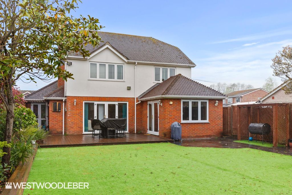 Property photo 2 of 27 Derbyroad_26.Jpg