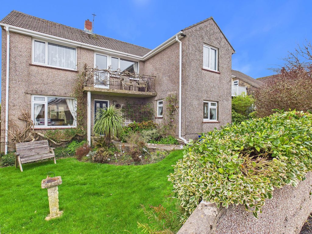 Property photo 1 of 27