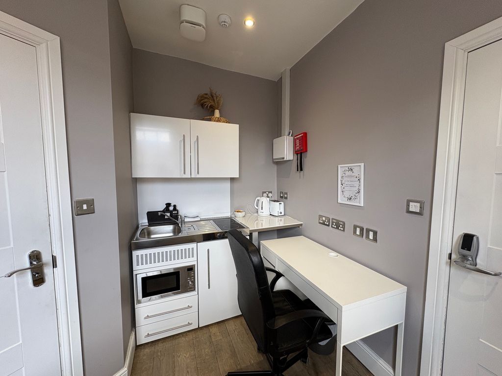 Property photo 3 of 5 Image