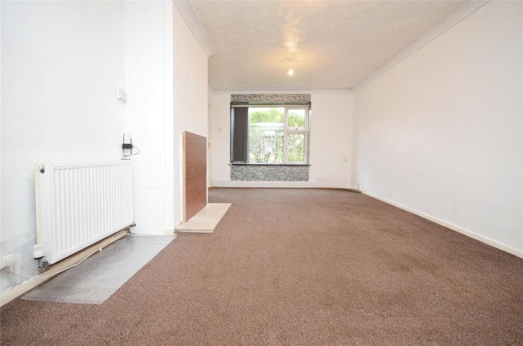 Property photo 3 of 16 Picture No. 16