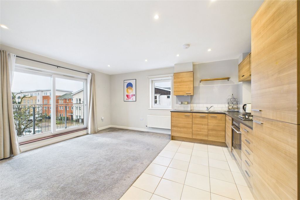 Property photo 3 of 10 Picture No. 21