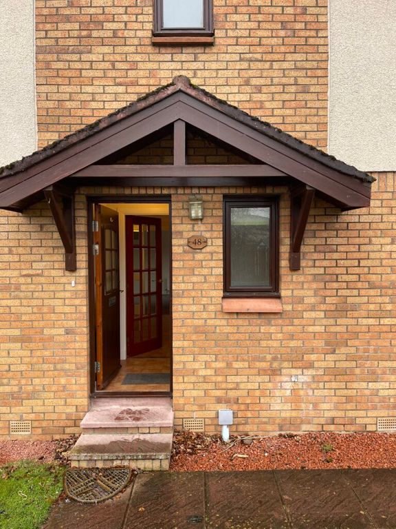 Property photo 2 of 20