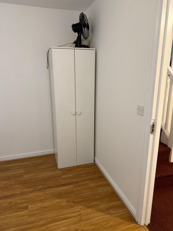 Property photo 3 of 4