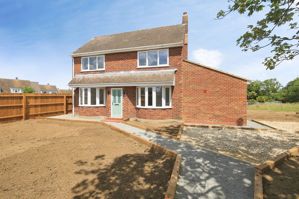 Property photo 1 of 13