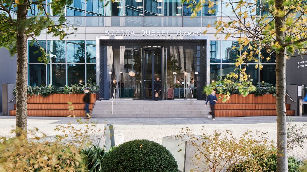 Property photo 1 of 5