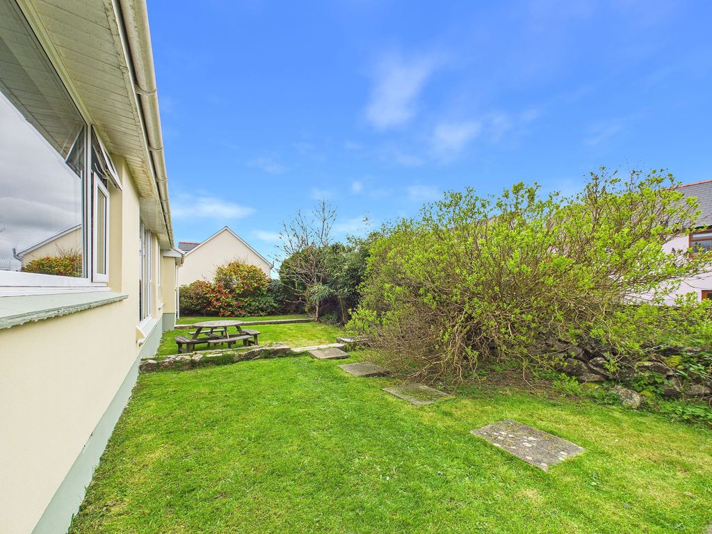 Property photo 3 of 21