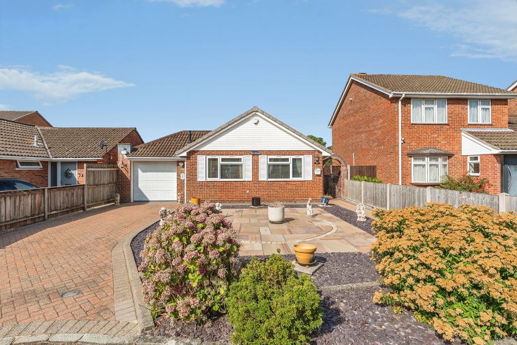Property photo 1 of 27 Pbox-Img.Jpg