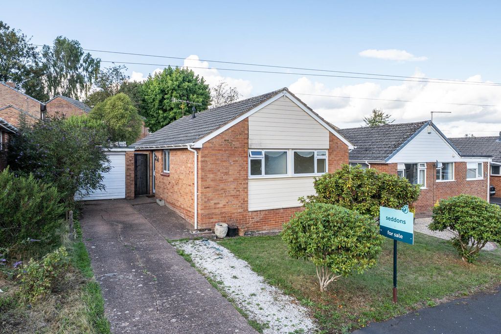 Property photo 1 of 10 Front (Exterior)