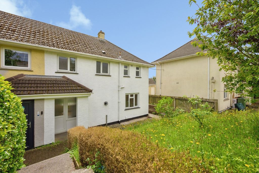 Property photo 1 of 18 Pbox-Img.Jpg