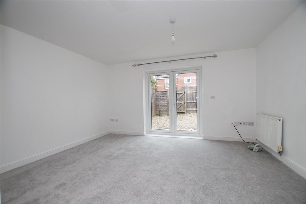 Property photo 2 of 13 Lounge/Diner