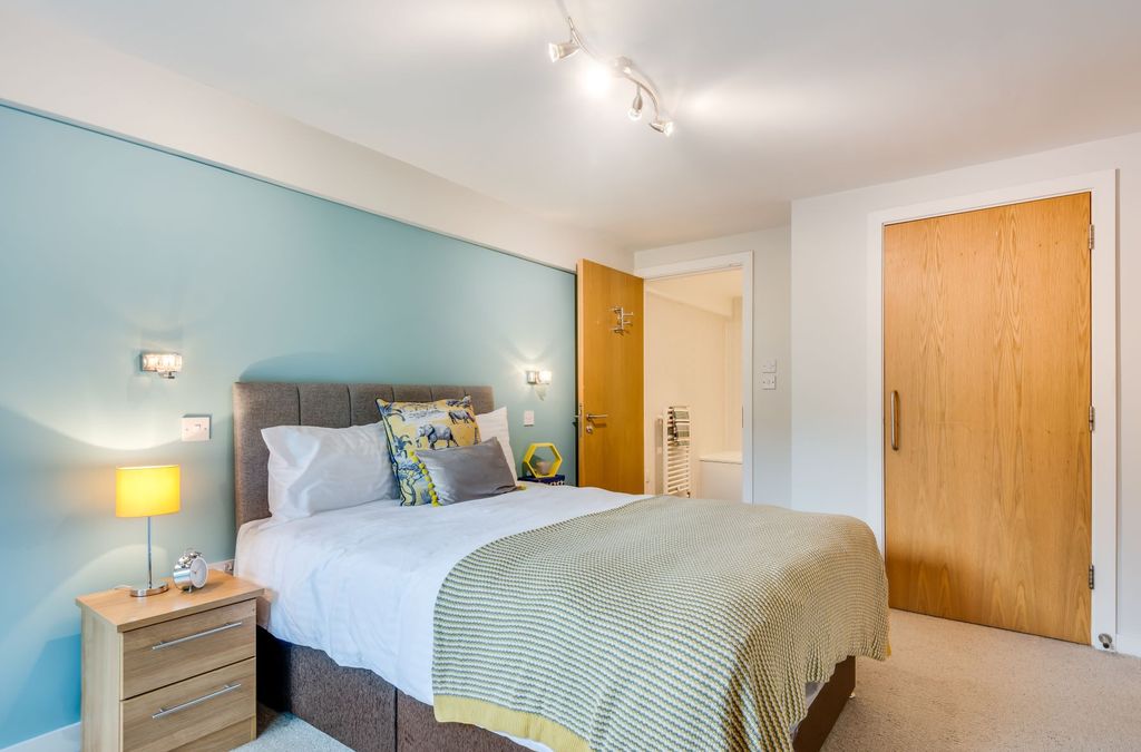 Property photo 2 of 8 Property Photo