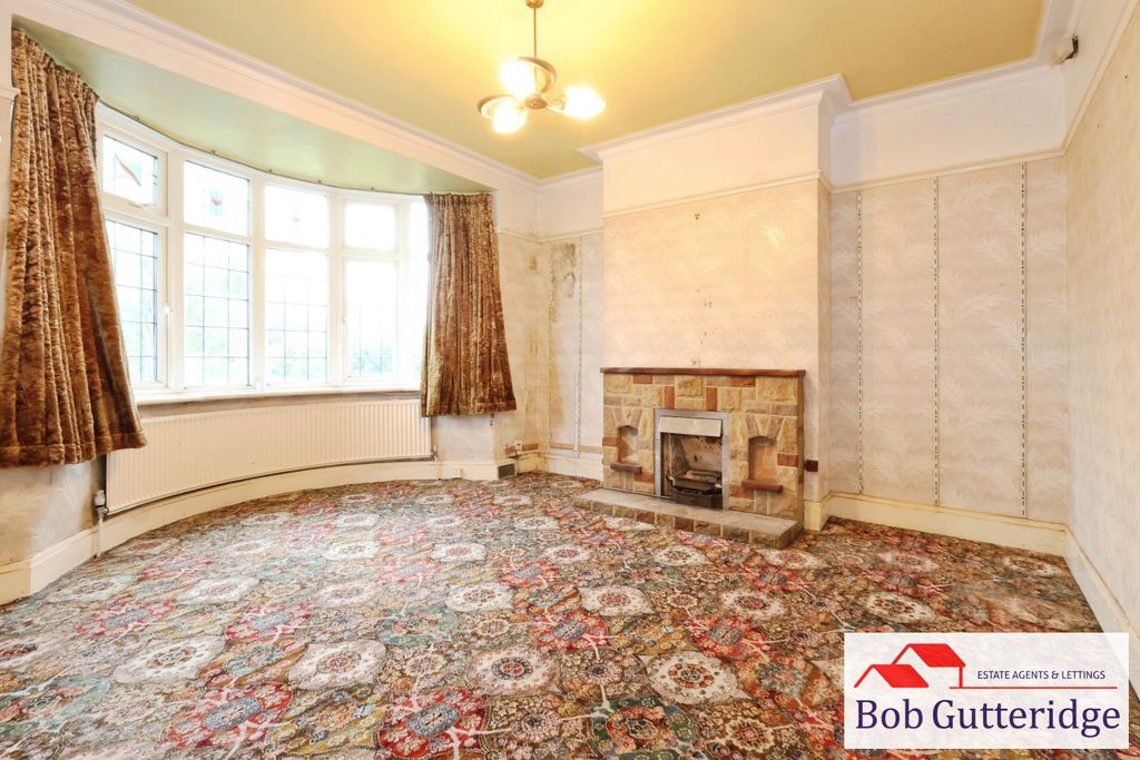Property photo 2 of 20 Bay Fronted Sitting Room