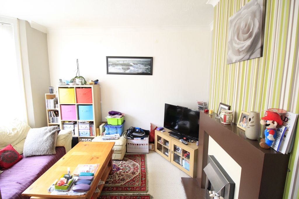 Property photo 2 of 16